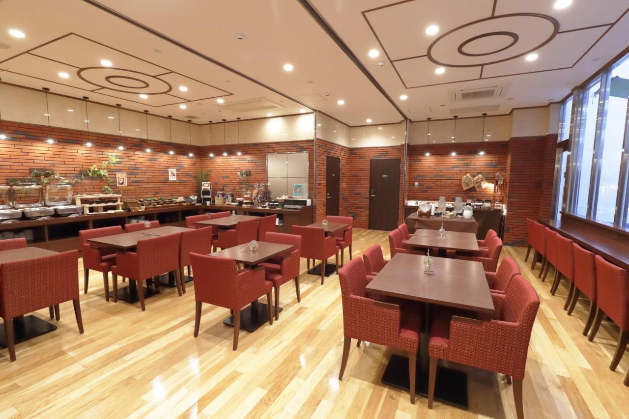 Hotel Wbf Shinsaibashi Осака Экстерьер фото